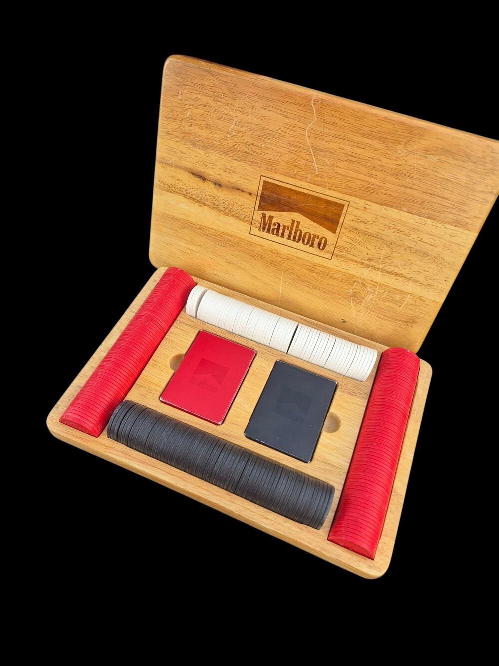 Vintage Marlboro promotional poker chip set in original fitted wooden case.